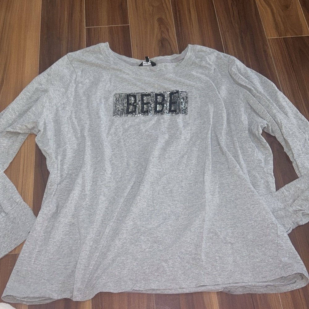 Size 3X Bebe sport flip sequin logo long sleeve T-shirt with thumb slots